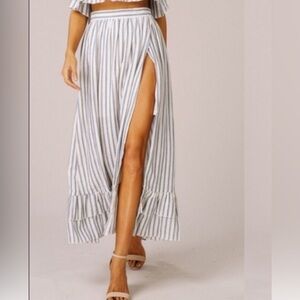 Listicle striped skirt maxi with slit to waist Large Blue cream